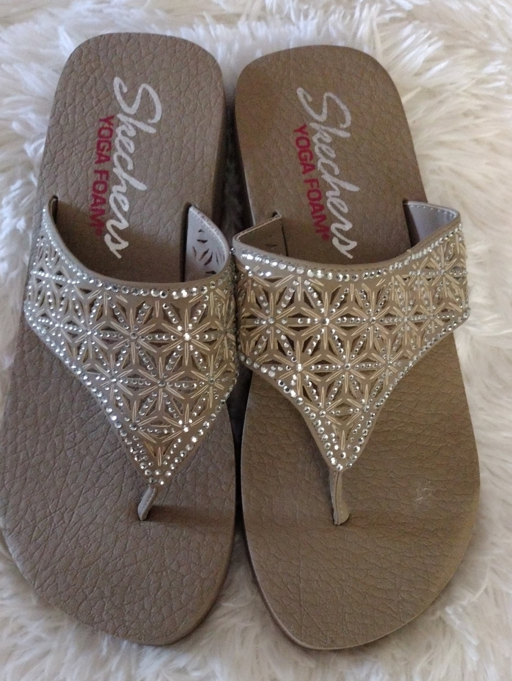 Skechers Taupe Yoga Foam Embellished Thong Sandals